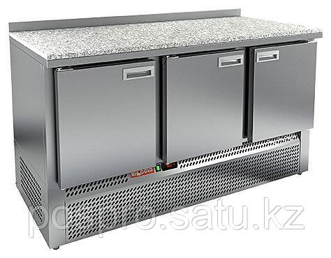 SN 111 HT V стол охл.(+2+10), 3 распаш.двери, с ванной для льда под бутылки, 1835х600х850мм, HICOLD RUS — барные модули…